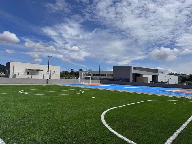 Venta de amplia casa a Estrenar En Condominio Ayarco 385 - Imagen 18