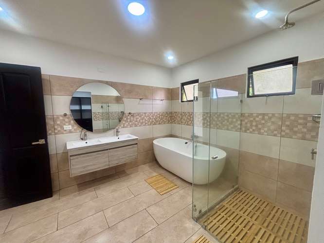 Hermosa casa de una planta, con agradables espacios, en Condominio Ubicado en Hacienda Los Reyes. - Imagen 16