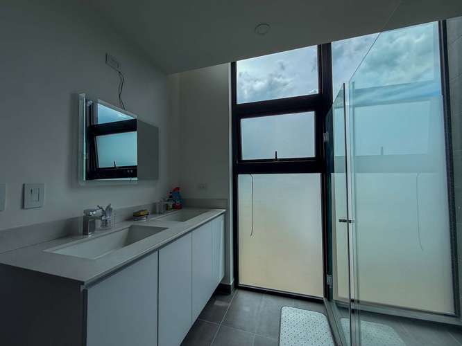 Venta de apartamento DE LUJO AMUEBLADO EN CONDOMINIO DENT 7 - Imagen 14
