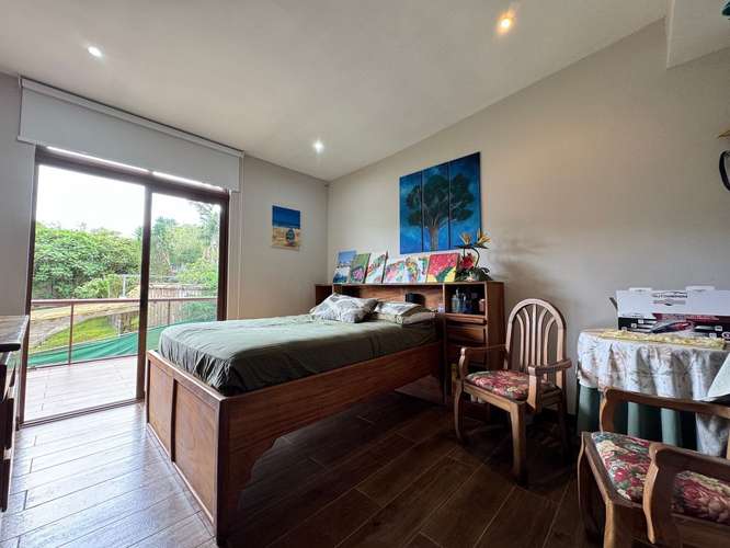 Venta de casa espectacular rodeado de verde - Imagen 10