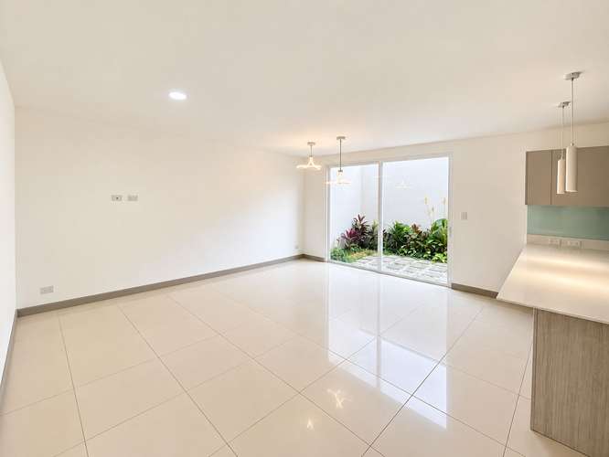 ALQUILER DE CASA EN CONDOMINIO NASARA, RIO ORO