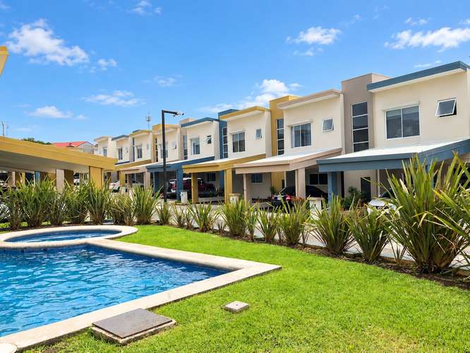 Venta de casa Remate Bancario en Condominio - Imagen 14