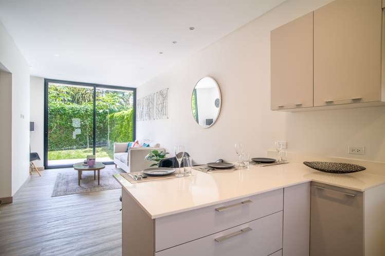 Alquiler con Opción a Compra de casa nueva en Condominio con jardin - Imagen 6
