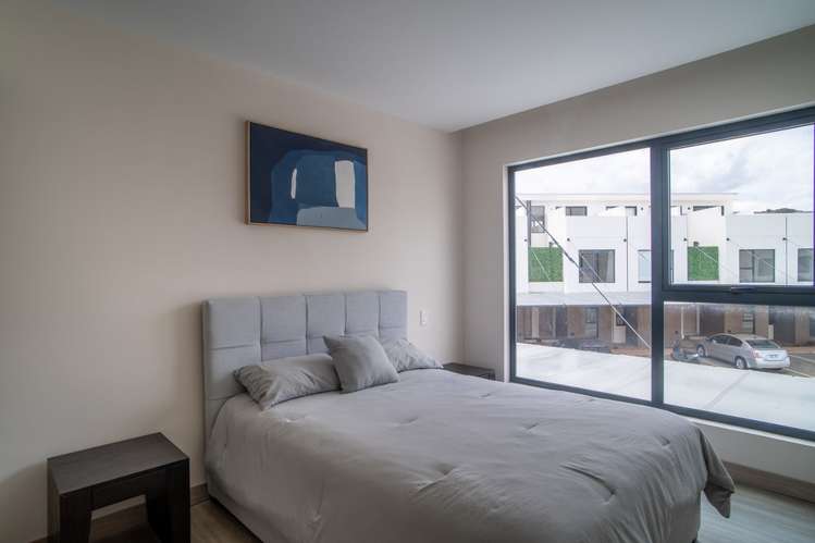Alquiler con Opción a Compra de casa nueva en Condominio con jardin - Imagen 9