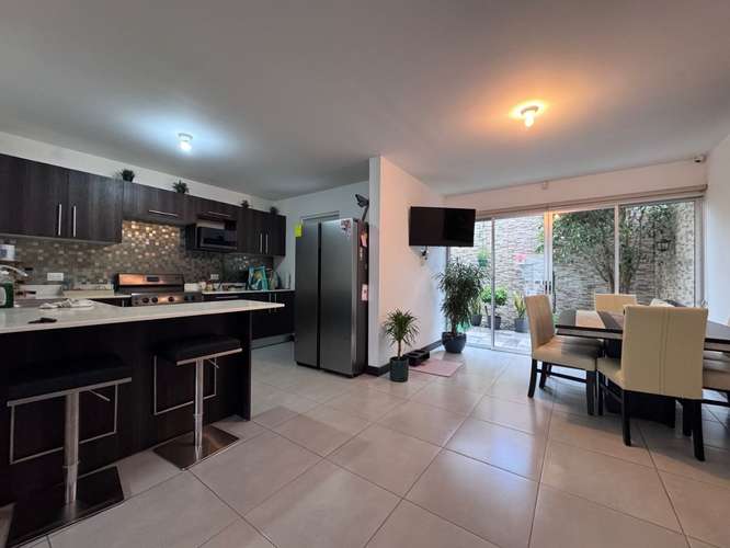 Alquiler Casa en Condominio Vivre Ayarco Sur - Imagen 2
