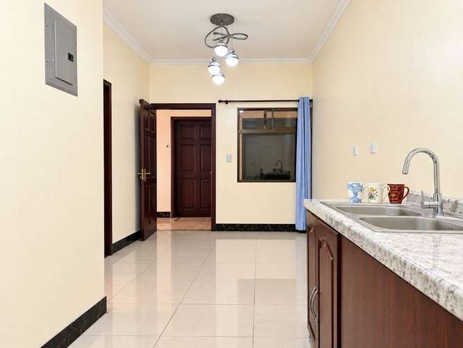 APARTAMENTO SÓLO PARA ESTUDIANTES. SABANA OESTE. - Imagen 4