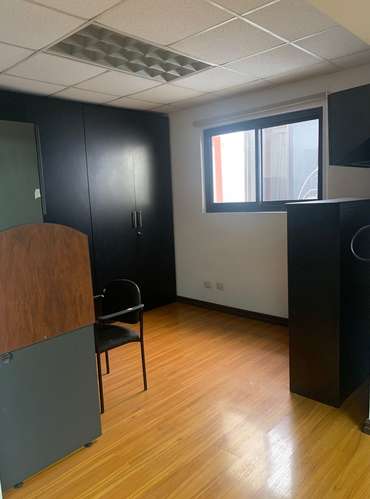 Se alquila edificio Oficinas - Imagen 10