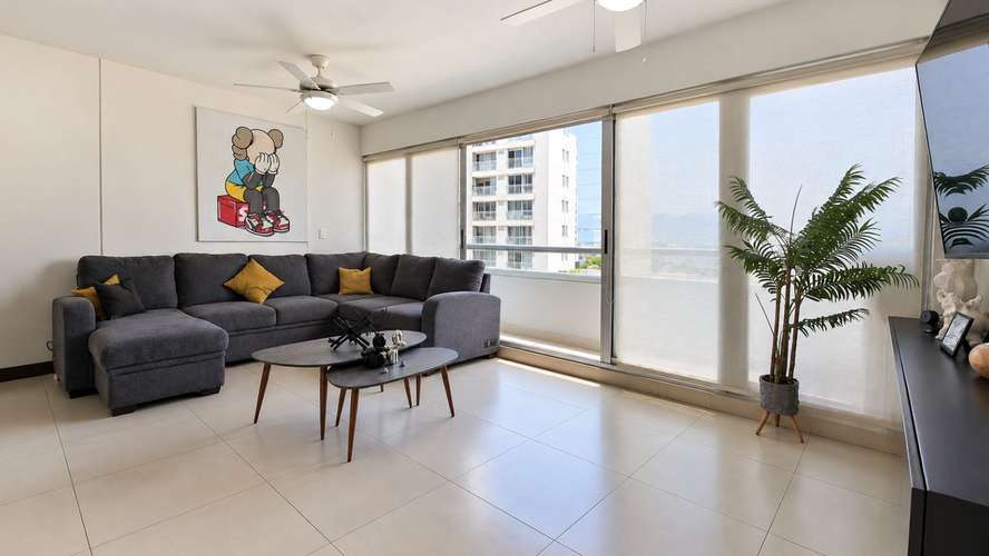 Alquiler de amplio apartamento con excelente ubicación en Nunciatura - Imagen 2