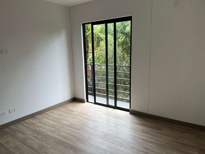 Apartamento moderno de 2 habitaciones con vista panorámica en Brasil de Mora - Imagen 5