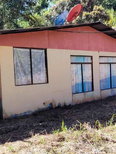 SE VENDE TERRENO EN COLONIA SAN RAMÓN,  SANTA TERESITA, TURRIALBA 