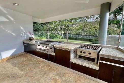 Apartamento Luxury en el Exclusivo Condominio Central Park, Escazú. - Imagen 19