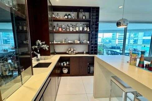 Apartamento Luxury en el Exclusivo Condominio Central Park, Escazú. - Imagen 3