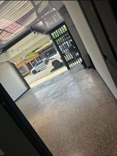 SE VENDE CASA CÈNTRICA EN SANTO DOMINGO - Imagen 2