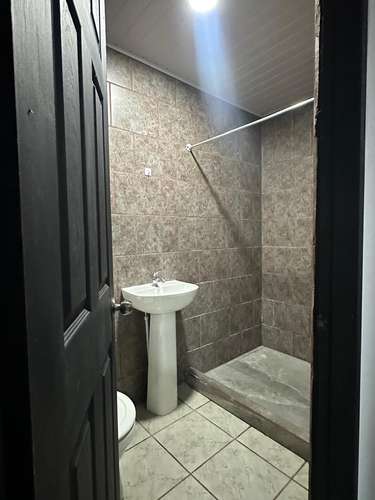 SE VENDE CASA CÈNTRICA EN SANTO DOMINGO - Imagen 7