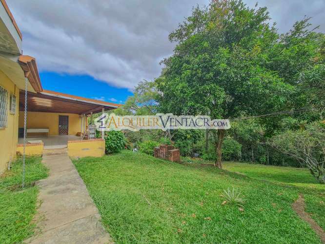 LAURELES ESCAZU! PROPIEDAD PARA REMODELAR CON 1.436 M2 DE TERRENO - Imagen 11