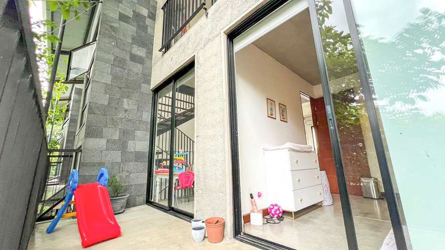 CONDO ESTILO LOFT CON TERRAZAS Y VISTA EN SANTA ANA PIEDADES - Imagen 4