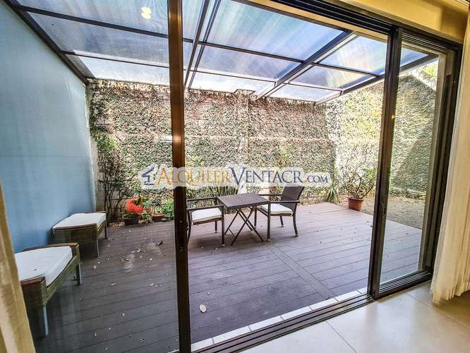 Condo de 350 m2 con full vistas / terraza y línea blanca en Guachipelín Escazú - Imagen 13