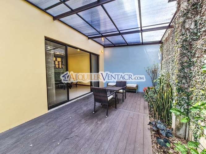 Condo de 350 m2 con full vistas / terraza y línea blanca en Guachipelín Escazú - Imagen 8