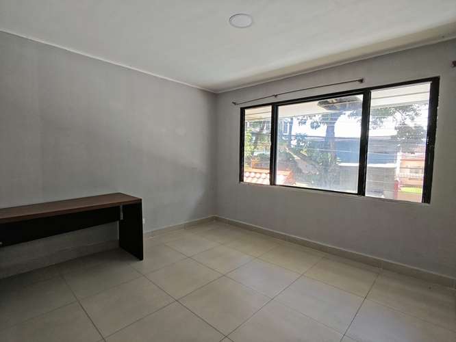  Alquiler de Casa independiente| 3 habitaciones | Oficina privada | Terraza y parqueo para 3 vehículos. - Imagen 14