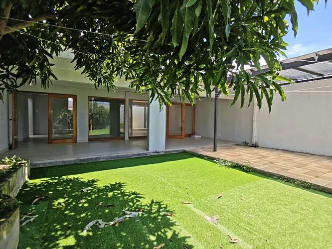 Alquiler de Casa independiente| 3 habitaciones | Oficina privada | Terraza y parqueo para 3 vehículos. - Imagen 16