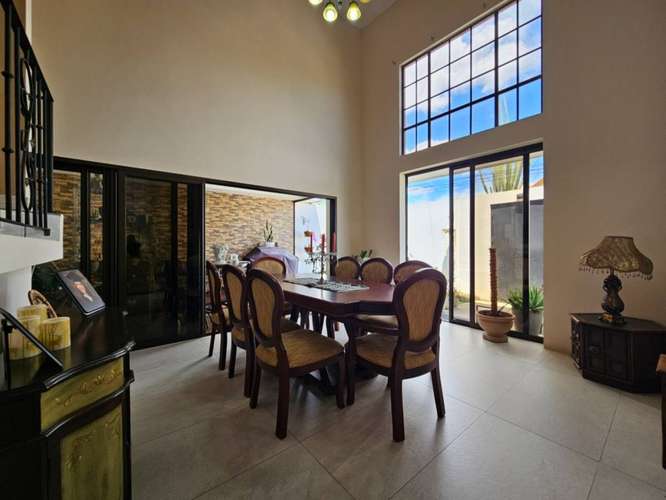 Venta de casa grande en residencial, esquinera y segura  en San Pablo de Heredia # 270A - Imagen 8
