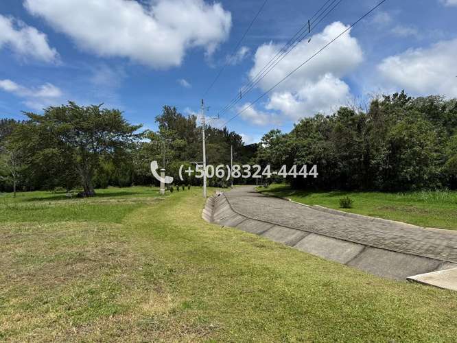 QUINTA EN VENTA EN SANTA BÁRBARA DE HEREDIA  - Imagen 8
