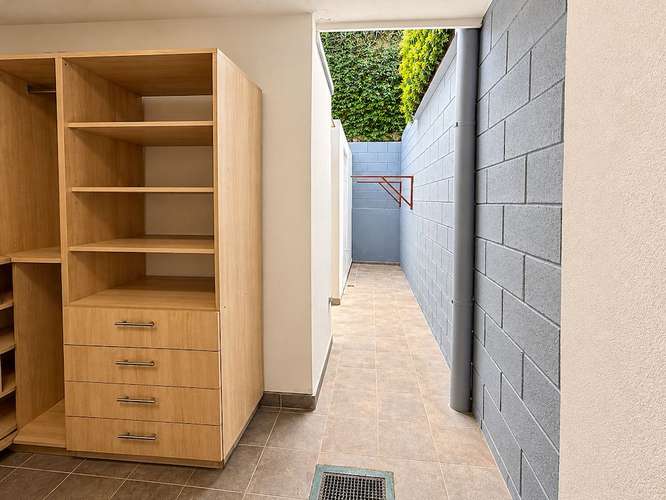 CASA EN CONDOMINIO GUACHIPELIN DE ESCAZU - 3 HABITACIONES  - Imagen 15