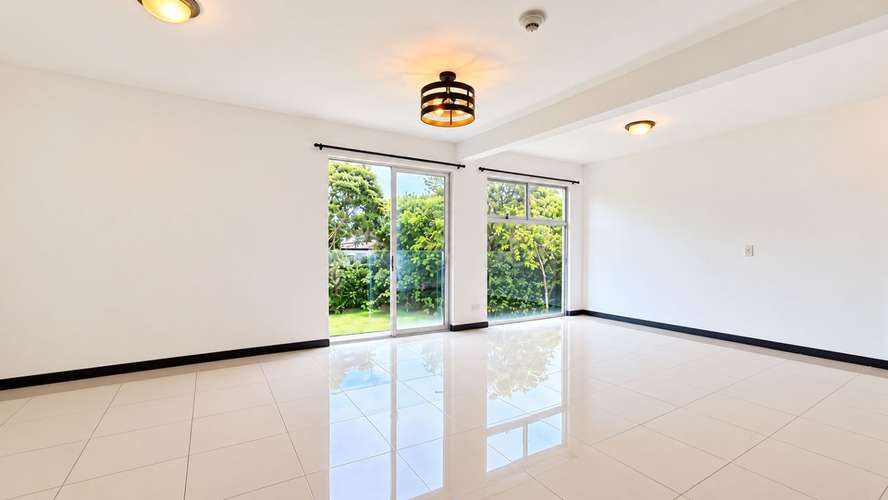 VENTA DE APARTAMENTO EN TORRES DE GRANADILLA, CURRIDABAT - Imagen 6