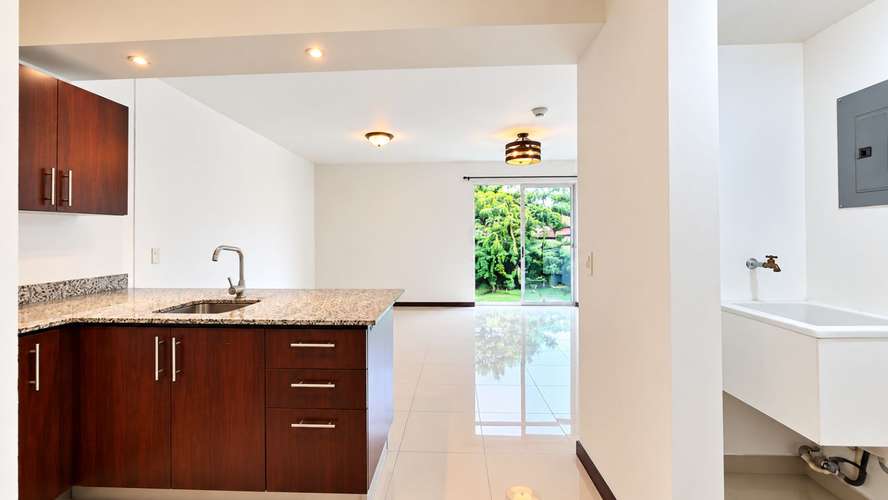 VENTA DE APARTAMENTO EN TORRES DE GRANADILLA, CURRIDABAT - Imagen 5