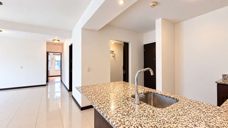VENTA DE APARTAMENTO EN TORRES DE GRANADILLA, CURRIDABAT - Imagen 2