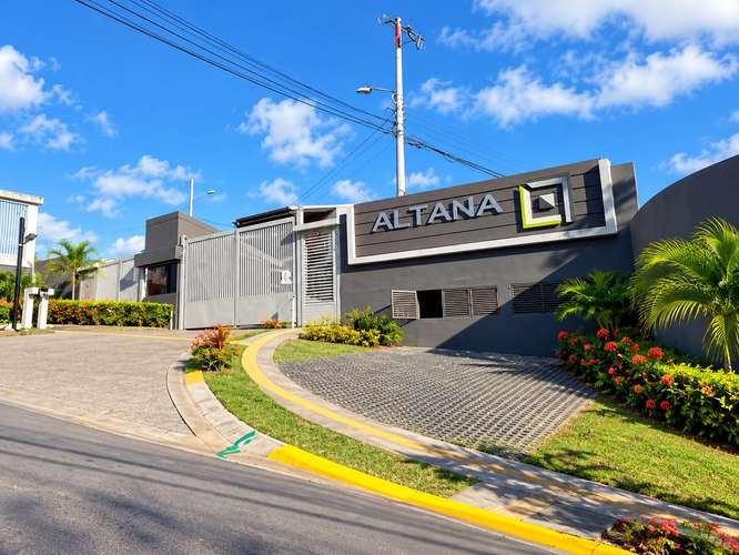 Casa 125m² con Hab. Principal 1er Nivel + Jacuzzi + Patio • Cerca Ruta 27 | Brasil de Santa Ana - Imagen 5