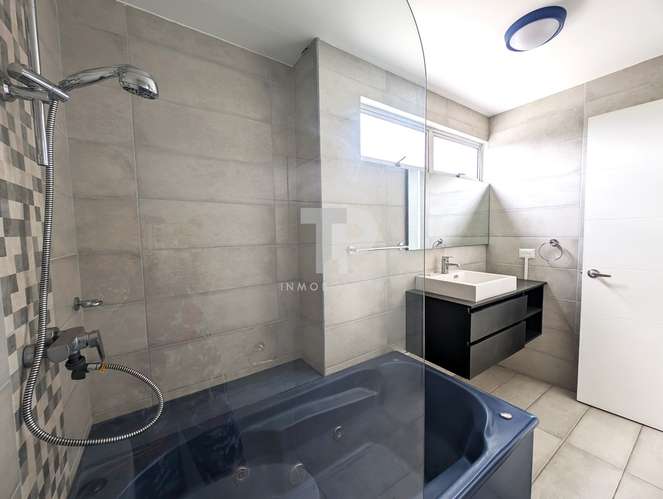 SE VENDE CASA SAN PABLO HEREDIA A SOLO 200 METROS DEL PASEO DE LAS FLORES SCG33 - Imagen 18