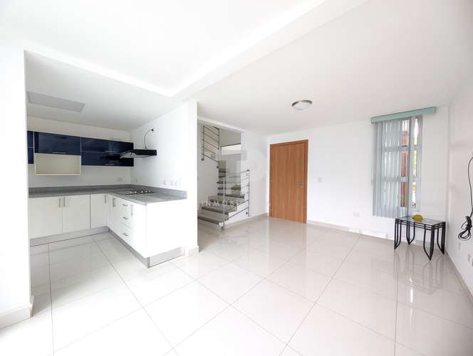 SE VENDE CASA SAN PABLO HEREDIA A SOLO 200 METROS DEL PASEO DE LAS FLORES SCG33 - Imagen 5