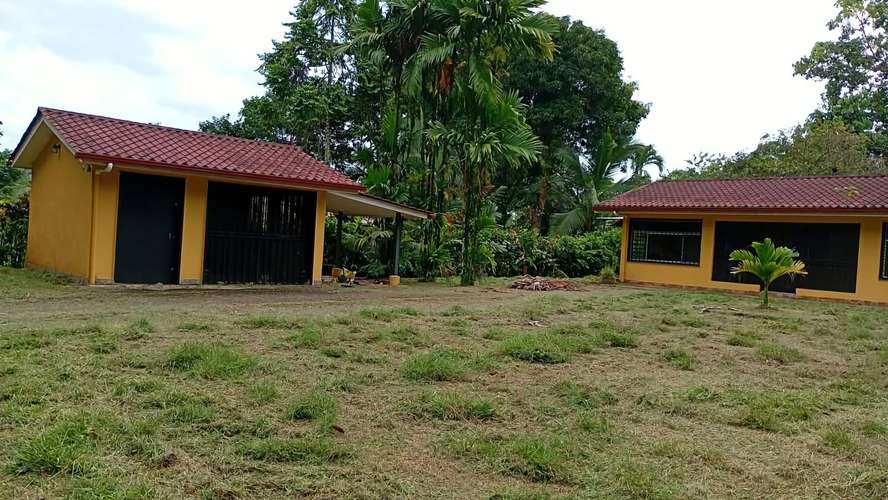 Casa en venta con amplio terreno en Peñas Blancas, cerca de La Fortuna - Imagen 2