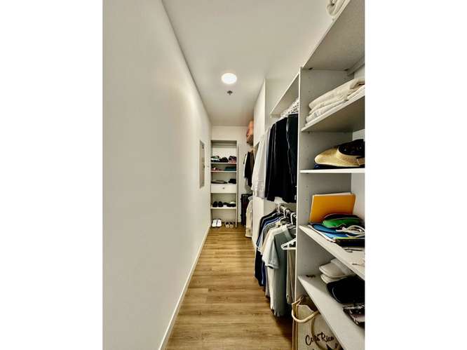 En Venta Apartamento Amueblado en Escazú Village - Imagen 15