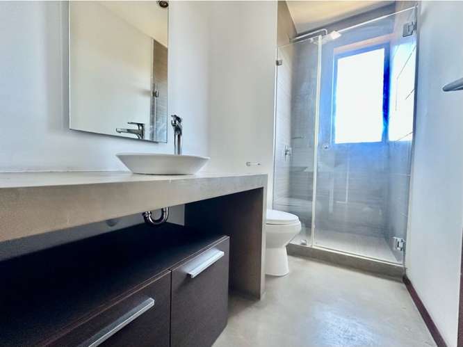 Venta de Espacioso Apartamento en  Brasil de Santa Ana - Imagen 6