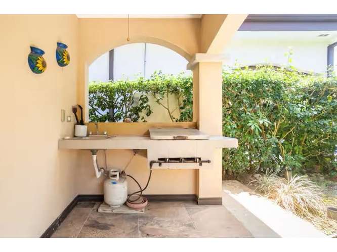 Casa con piscina en Playa Bejuco - Imagen 5