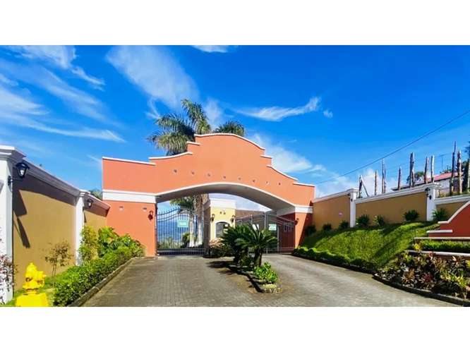 Se Vende Lote en Condominio Majestuosos Prados, Goicoechea, San José. - Imagen 6