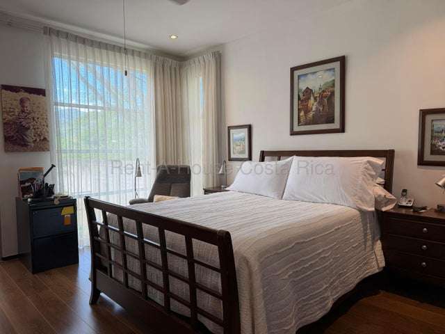 Venta de Apartamento en Piedades de Santa Ana RZ  - Imagen 10