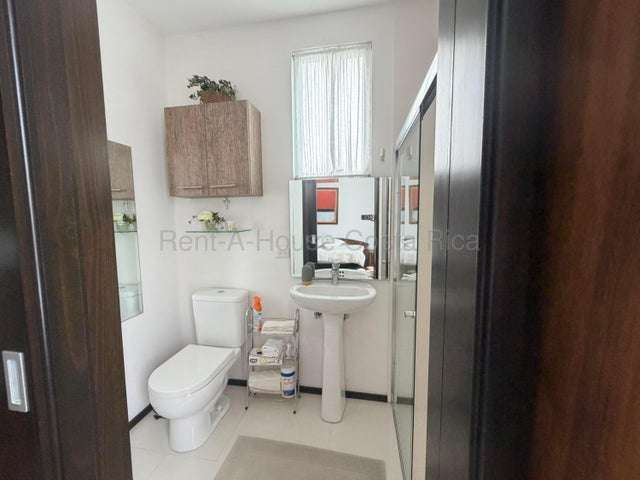 Venta de Apartamento en Piedades de Santa Ana RZ  - Imagen 13