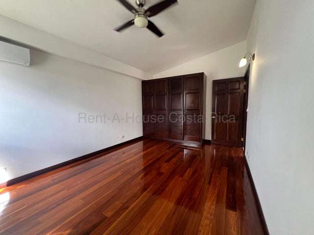 Venta de Casa de Lujo en Pozos de Santa Ana RZ - Imagen 7