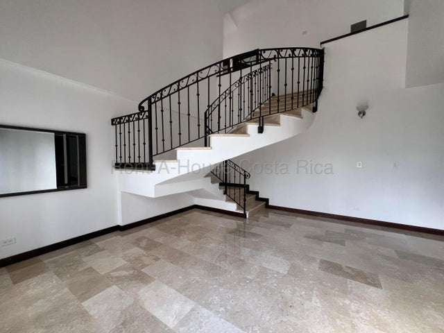 Venta de Casa de Lujo en Pozos de Santa Ana RZ - Imagen 6