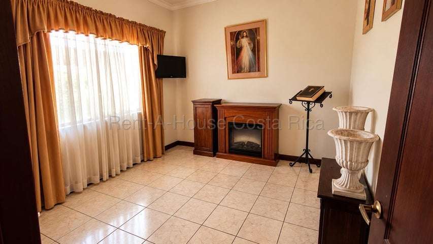 Venta de Propiedad Residencial y Comercial en San Rafael, Heredia RZ - Imagen 5