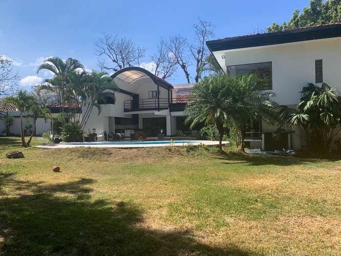VENTA CASA ESCAZU.. USO MIXTO.. $ mts MULTIPLAZA /para banco /restaurante - Imagen 12
