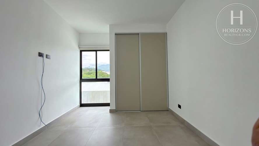 Casa en Alquiler en Condominio NAIA en Guachipelín de Escazú 3 Habitaciones con Línea Blanca Pet Friendly nja1415jb - Imagen 17