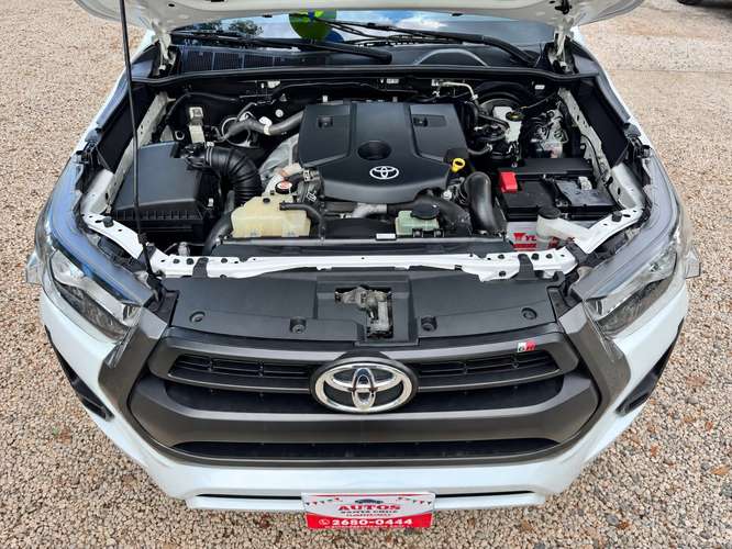 TOYOTA HILUX-2024-EXTRA CABINA-MANUAL-TDI-CAJA 6TA-