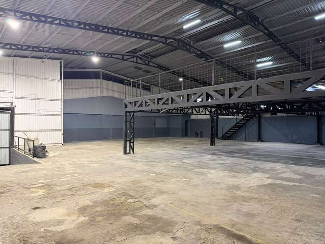 Bodega independiente industrial y comercial en San Rafael de Alajuela, estratégica ubicación cerca de Ruta 27 - Imagen 3