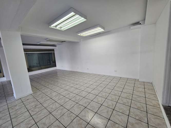 Alquiler de Local Comercial - San Rafael de Escazu - Imagen 9
