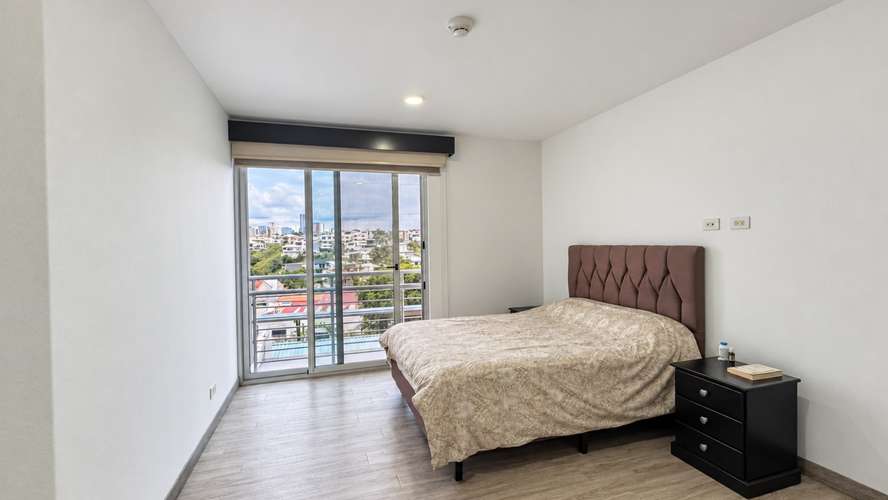 Exclusivo apartamento moderno de 106 m² con balcón y vistas a la montaña en Condominio CAIA, Escazú - Imagen 13
