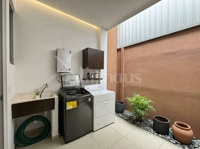 Casa en Venta - Condominio La Laguna